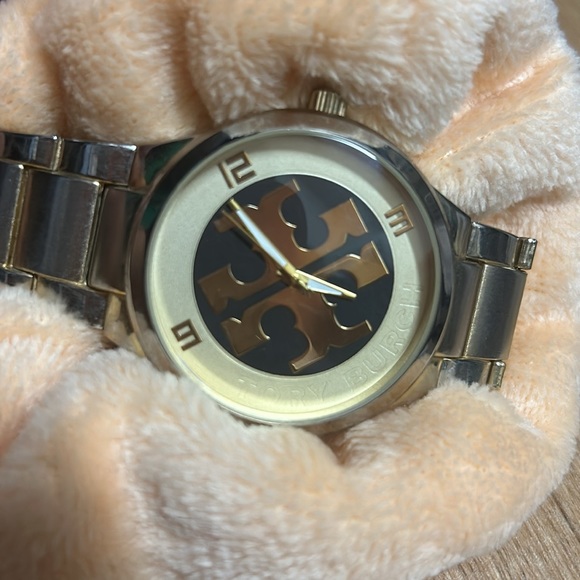 One of a kind gold Tory Burch watch! - Picture 2 of 3